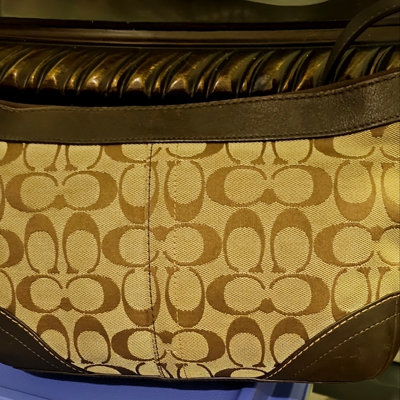 Coach Authentic Brown and Tan Signature Handbag with Adjustable Strap EUC - Picture 4 of 10